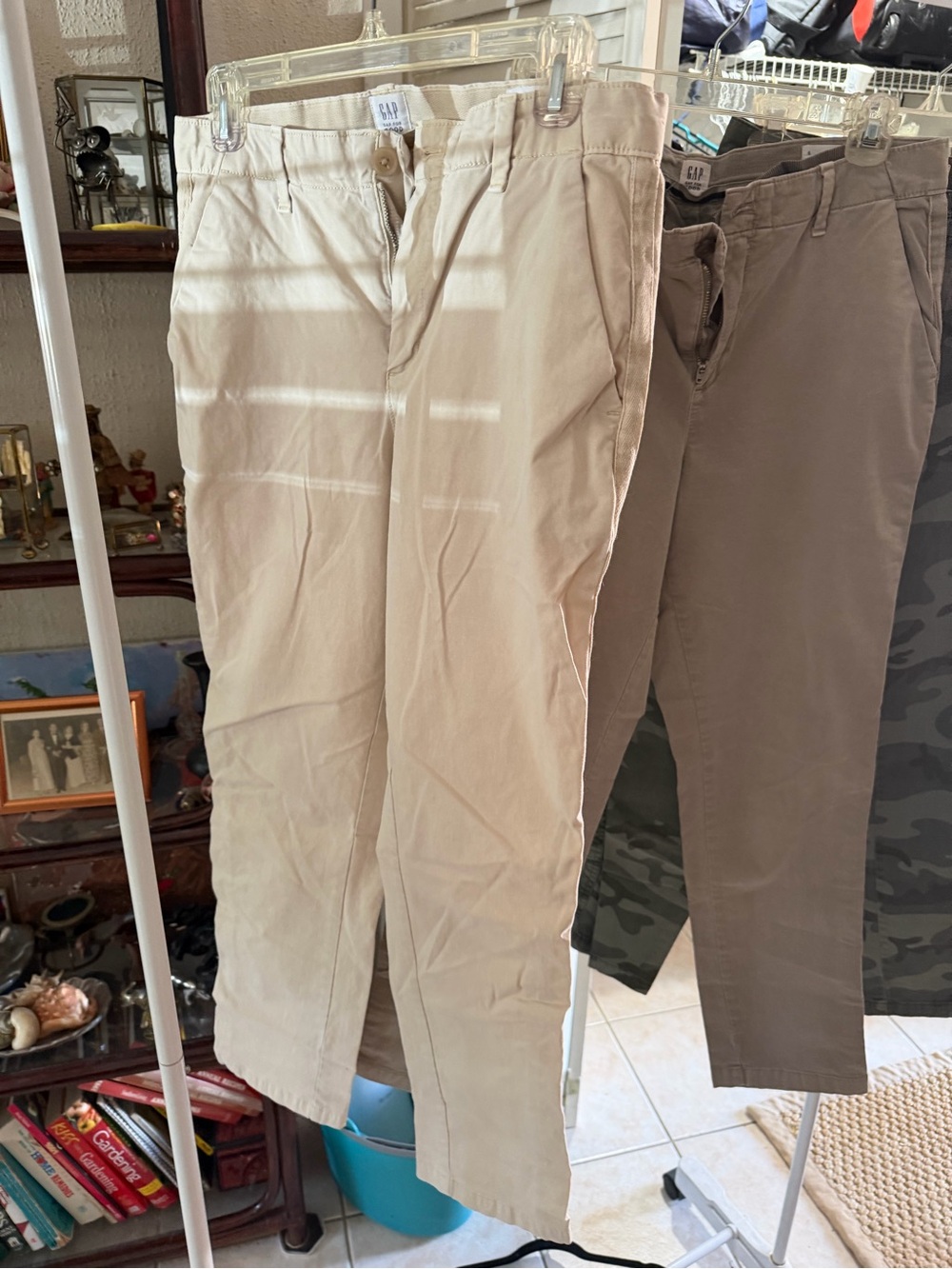 GAP women’s  Khaki/Tan Chino Pants - Light Beige Pair
